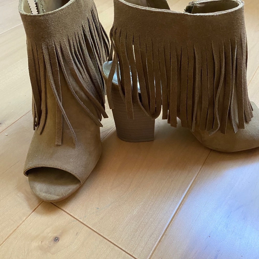 Carlos Santana Summer Booties 8